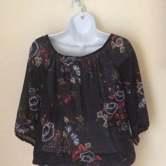 Black floral blouse - Picture 2 of 2
